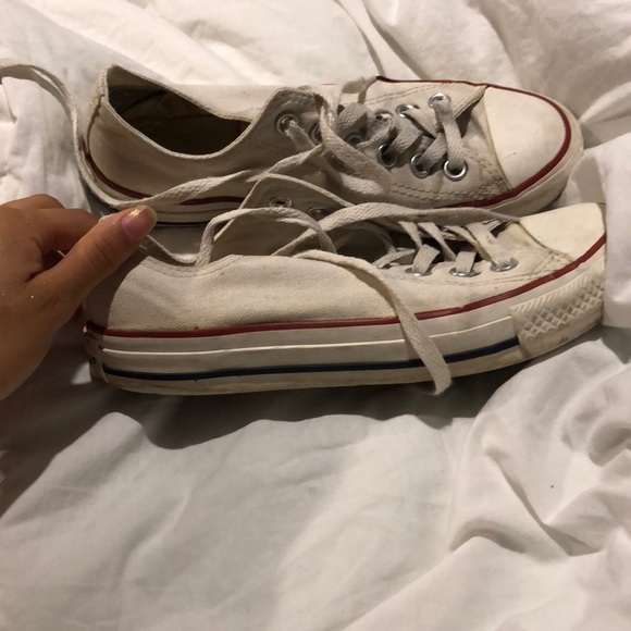 Converse - Picture 2 of 3